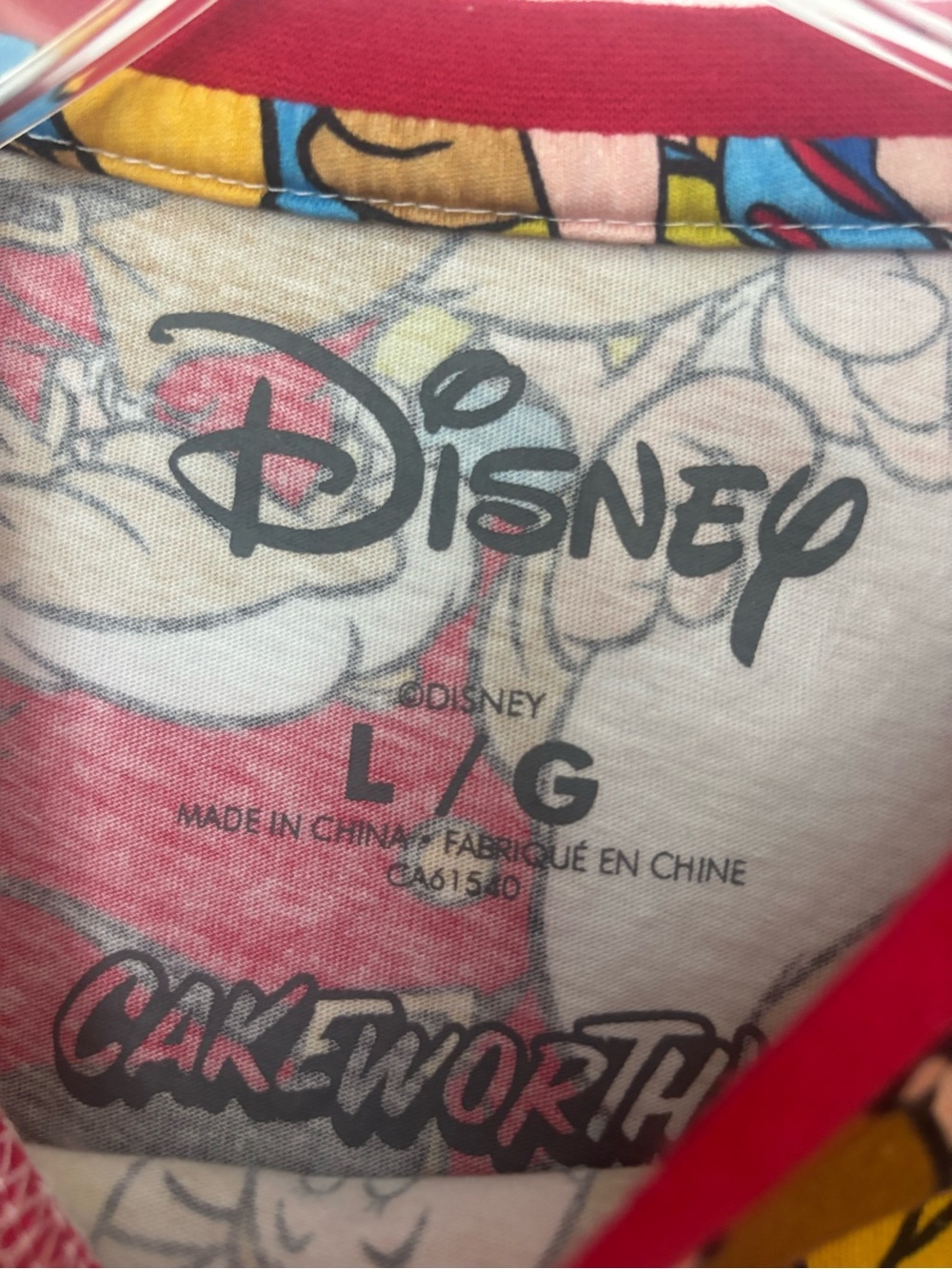 Disney Multicolor Snow White & Dwarfs All-Over Graphic Tee size adult large - Picture 2 of 3